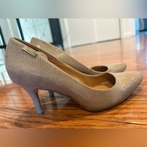 Calvin Klein Pumps